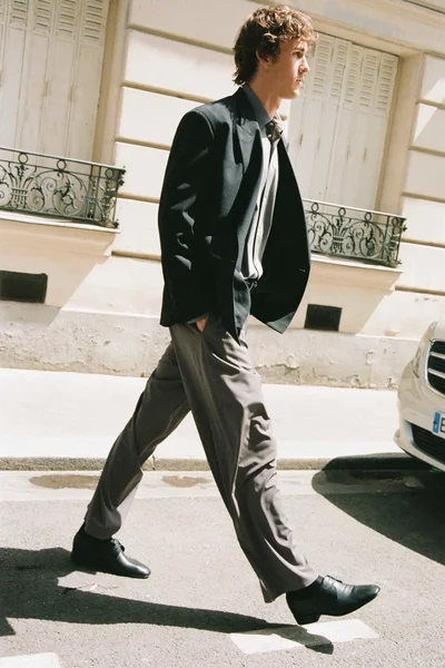 Look 13